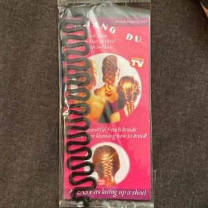 French Braiding Tool